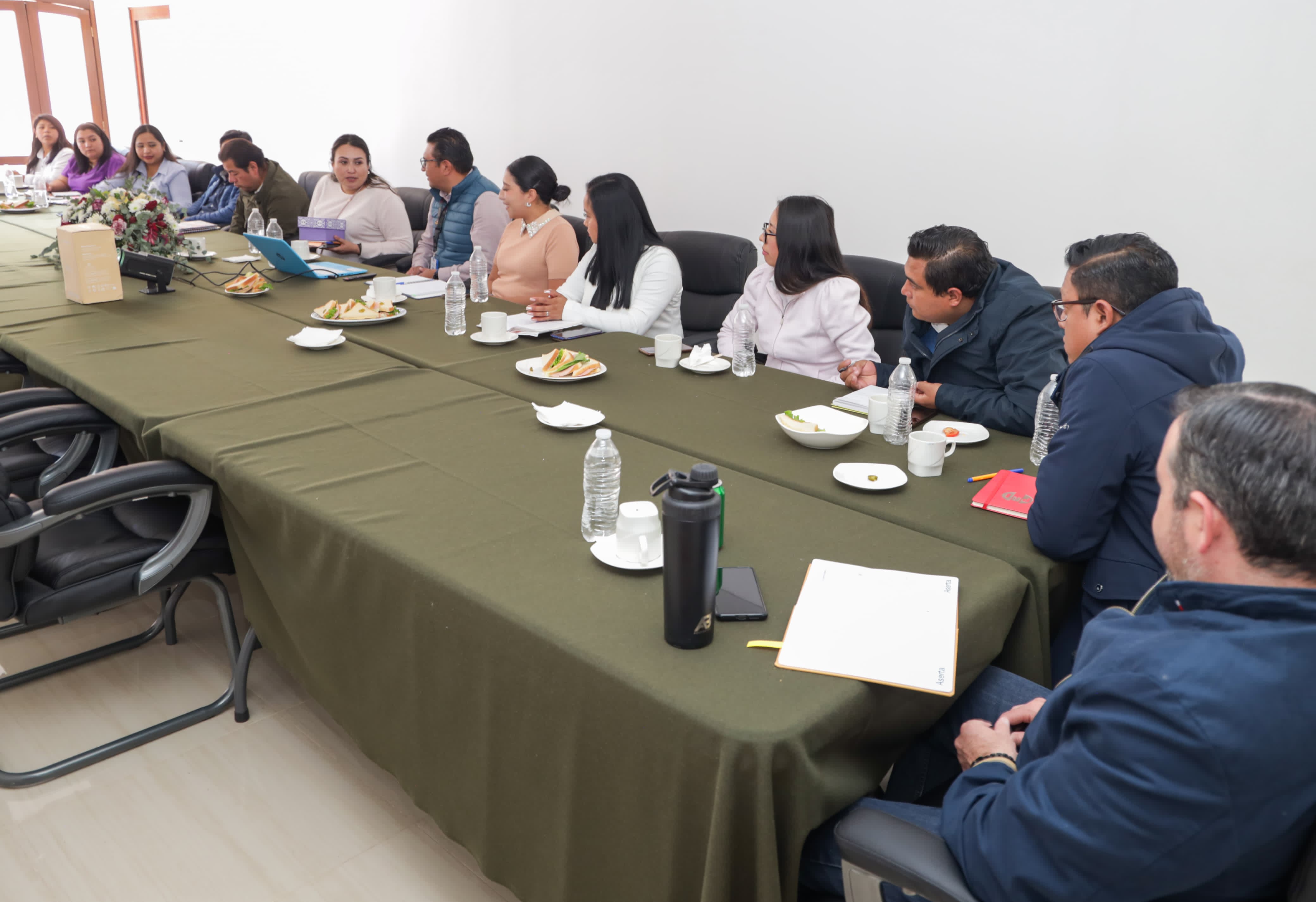 Ayuntamiento de Chiautempan e IMSS Bienestar acuerdan acciones en beneficio de la sociedad